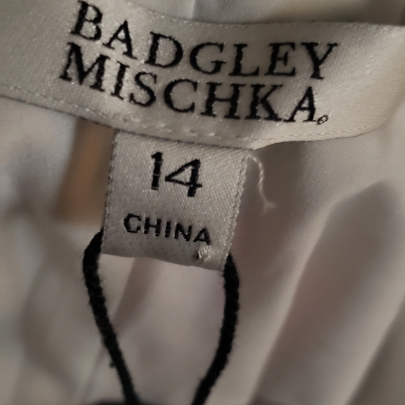 BADGLEY MISCHKA Green Multi Fringe Sequin Floral One Shoulder Dress - Picture 12 of 17